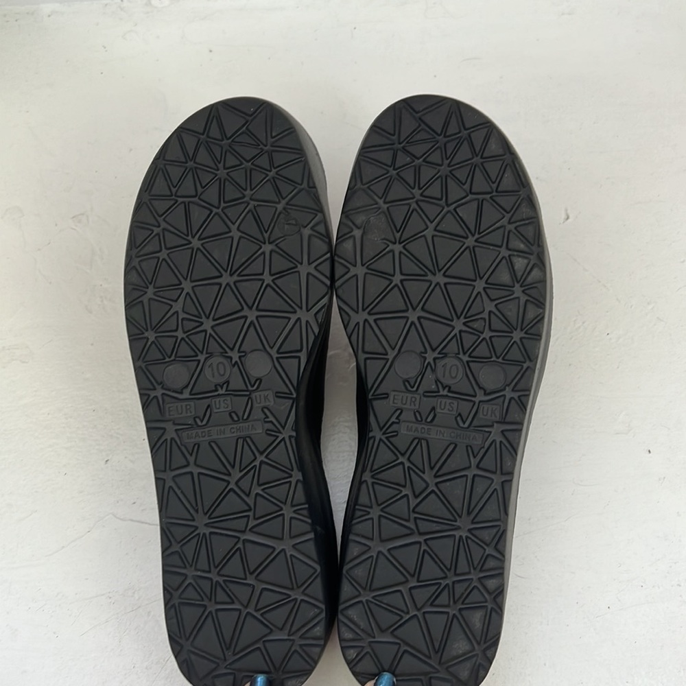 Steve Madden Platform Sandals - Picture 2 of 3